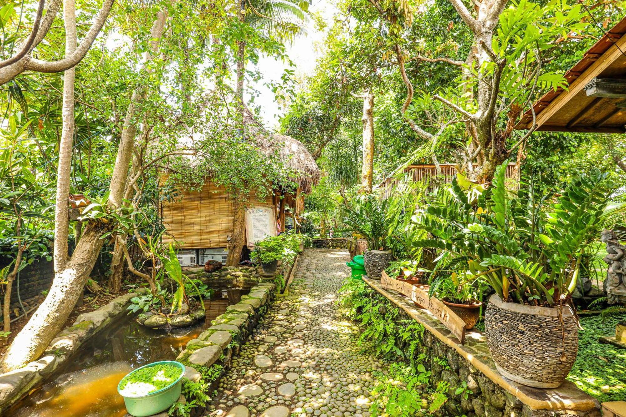 Omunity Bali 2* Singaraja (Bali)