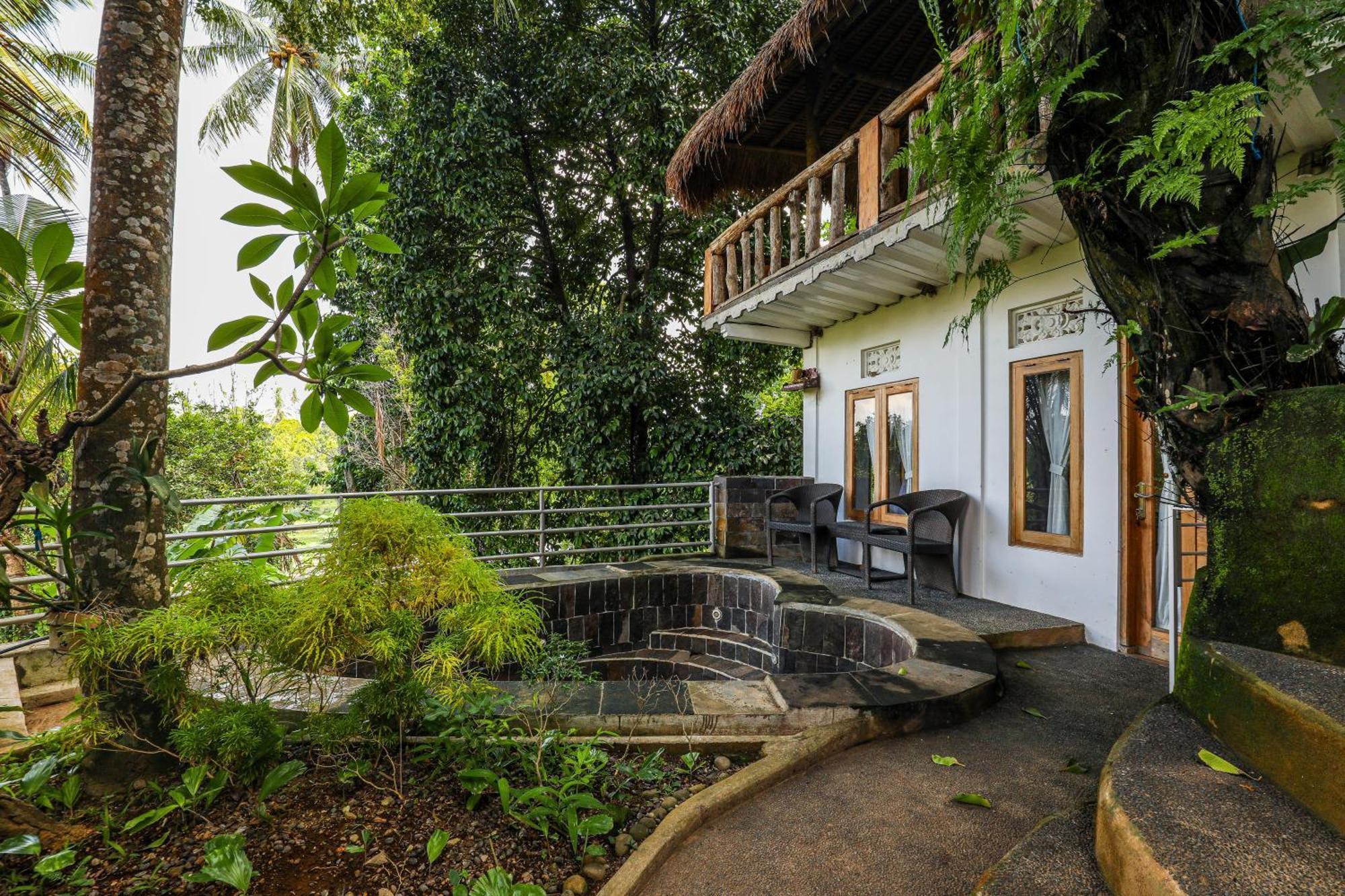 Omunity Bali 2* Singaraja (Bali)