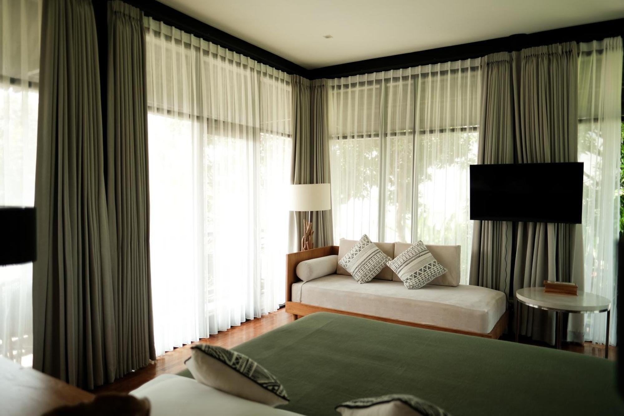 Wave House 3*