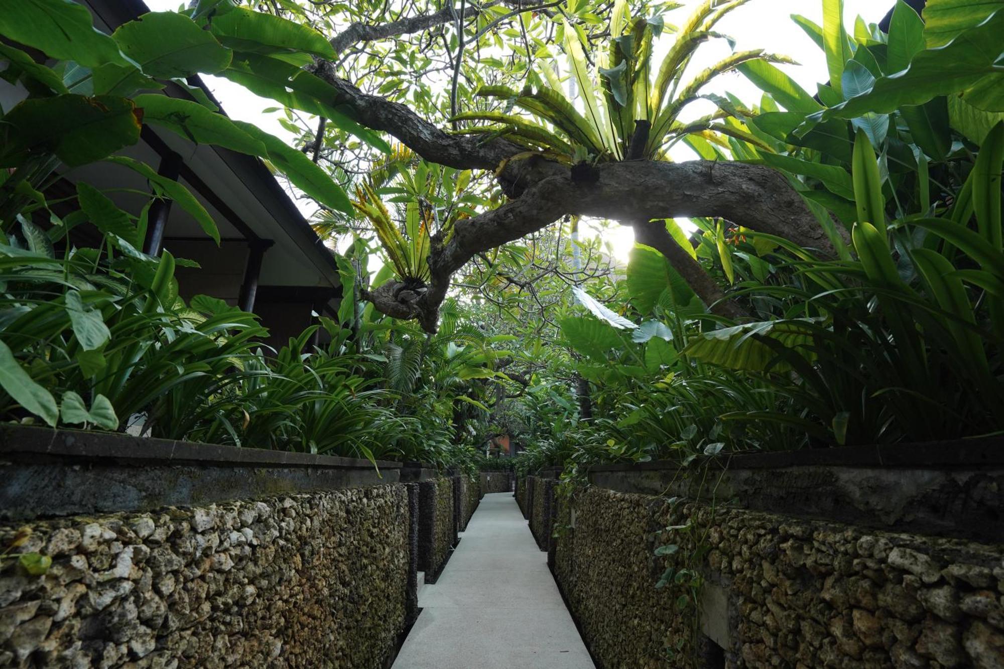 Resort Kuta Seaview Boutique 4*