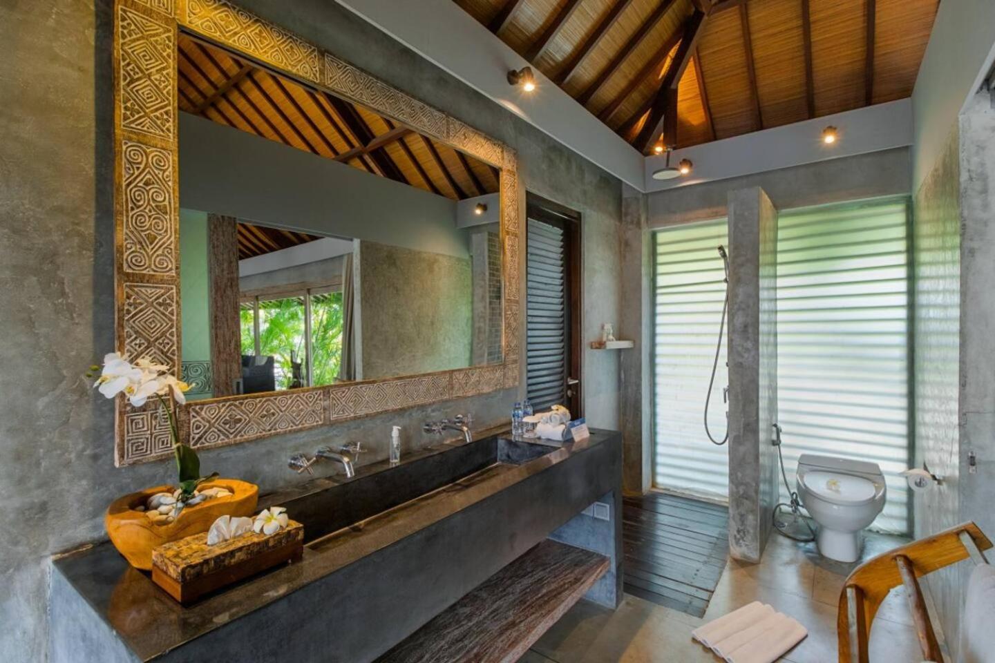 Lavish 5 Bed, Sleeps 10, Butler, Daily Breakfast Villa Canggu (Bali)