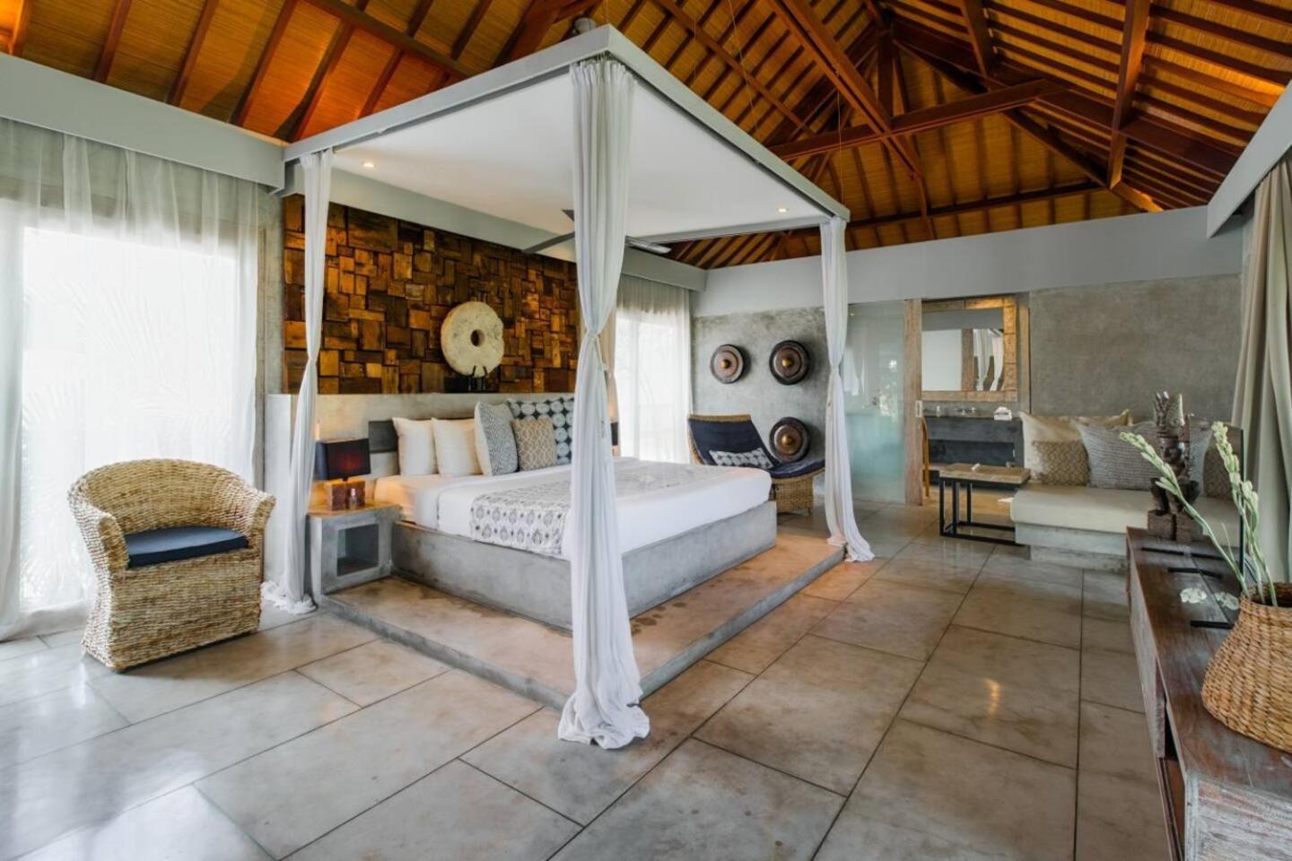 Villa Lavish 5 Bed, Sleeps 10, Butler, Daily Breakfast Canggu (Bali)