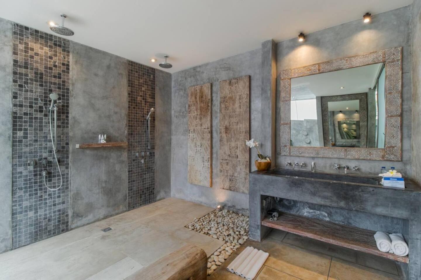 Lavish 5 Bed, Sleeps 10, Butler, Daily Breakfast Villa Canggu (Bali)