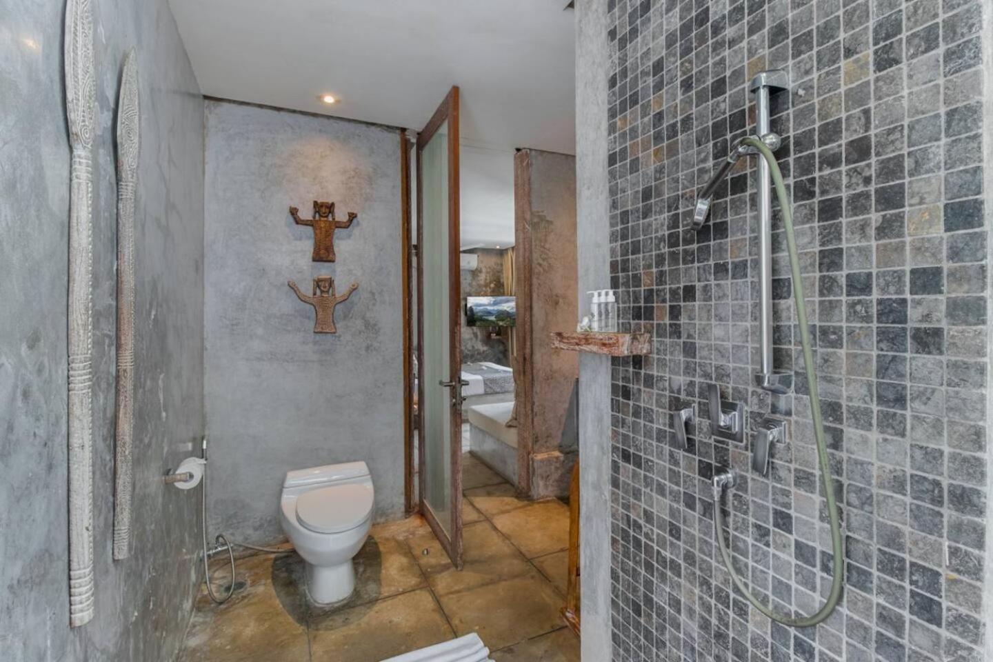 Lavish 5 Bed, Sleeps 10, Butler, Daily Breakfast * Canggu (Bali)