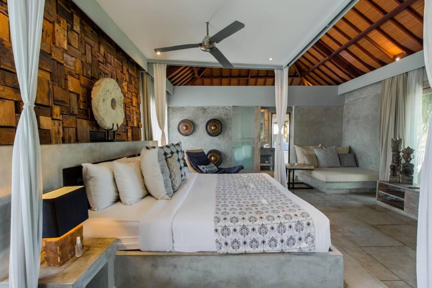 Lavish 5 Bed, Sleeps 10, Butler, Daily Breakfast Villa Canggu (Bali)