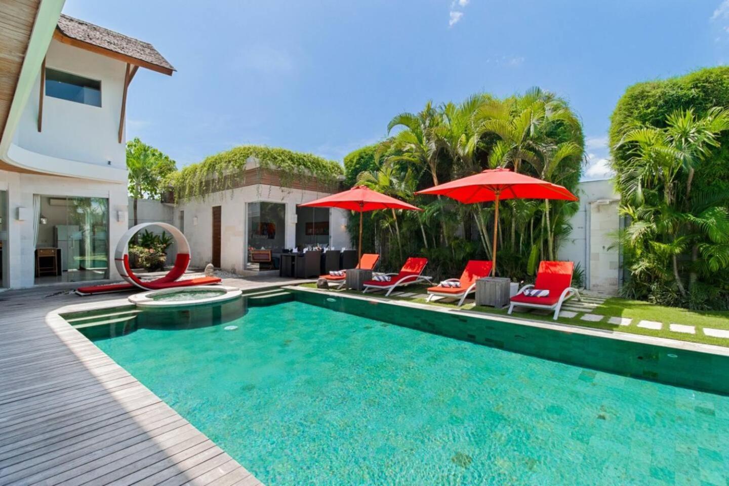 Miro - Luxury, 3 Bed, Villa Seminyak (Bali)