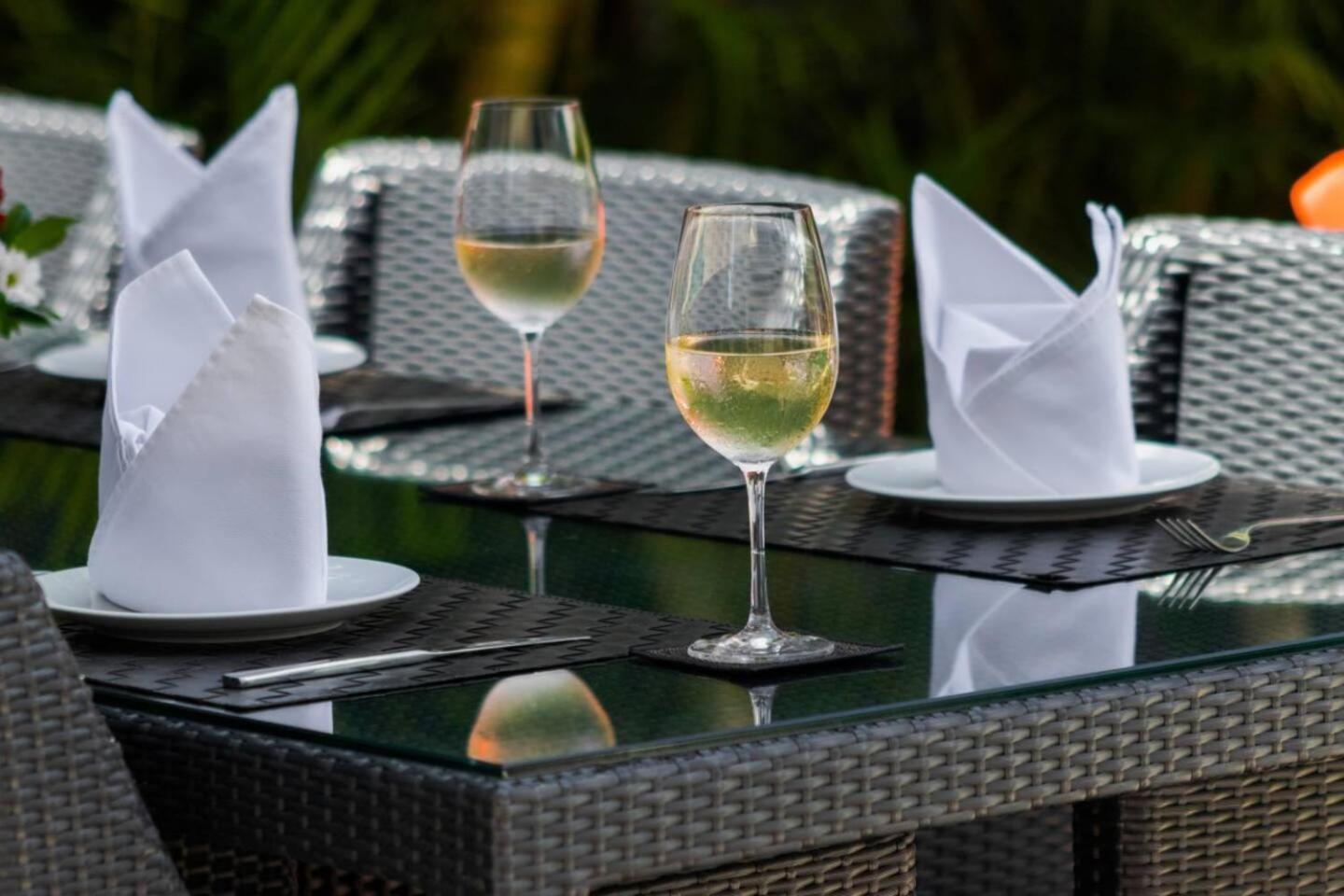 Miro - Luxury, 3 Bed, * Seminyak (Bali)