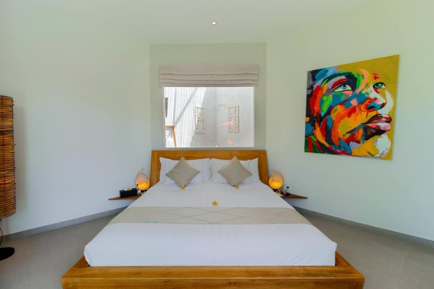 Miro - Luxury, 3 Bed, Seminyak (Bali)
