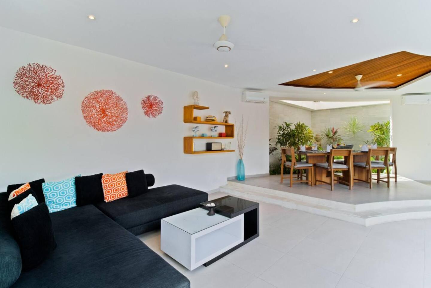 Miro - Luxury, 3 Bed, Villa Seminyak (Bali)