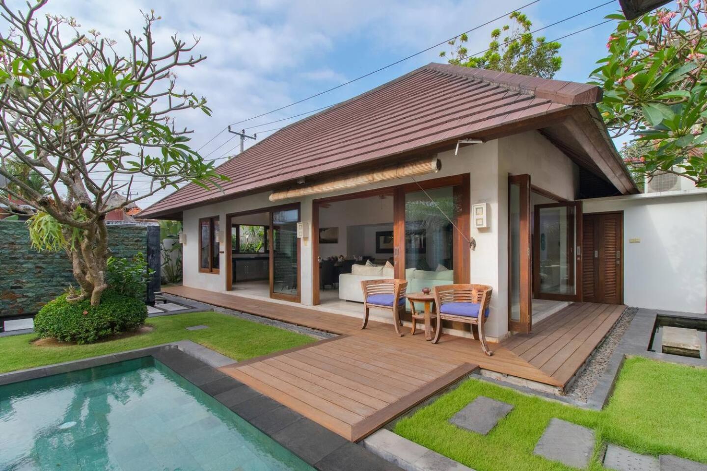 Bon Bon, 100m From Beach, Ideal For Families Villa