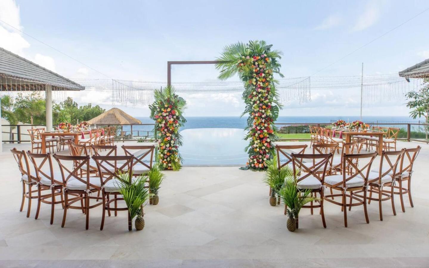 Karang Saujana Estate 4* Uluwatu (Bali)