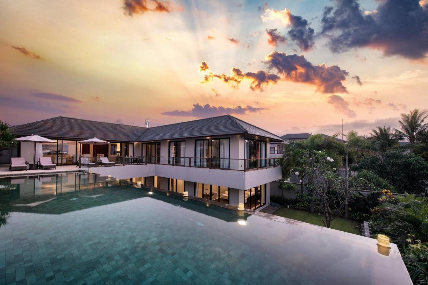 Karang Saujana Estate Hotel