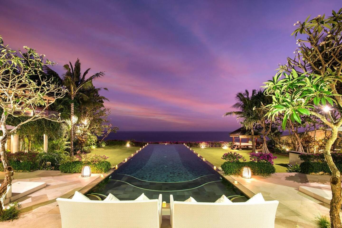 Karang Saujana Estate Hotel 4*