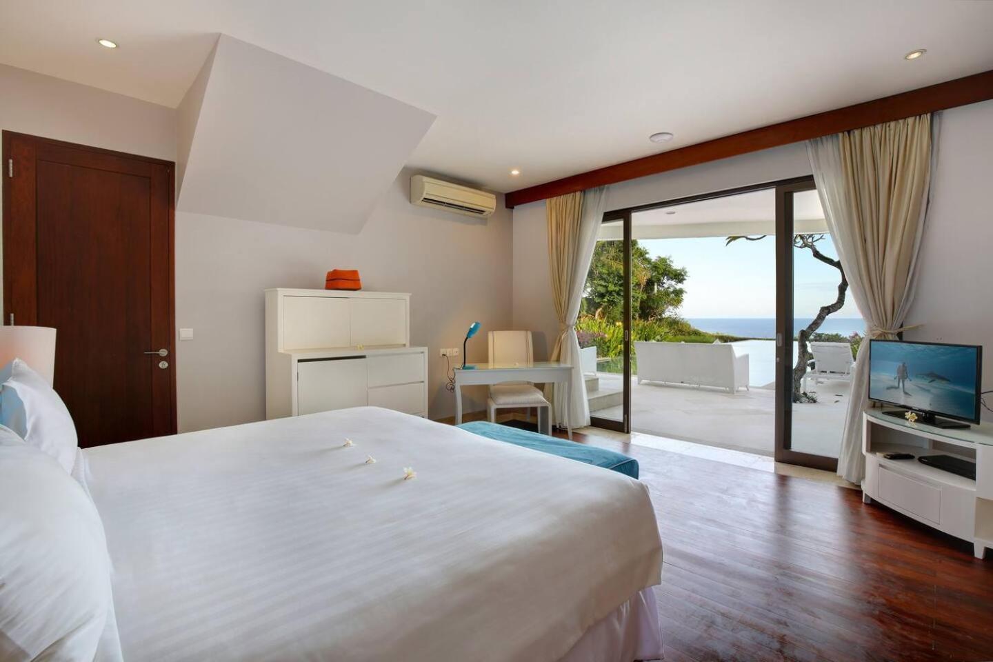 Karang Saujana Estate Hotel 4*