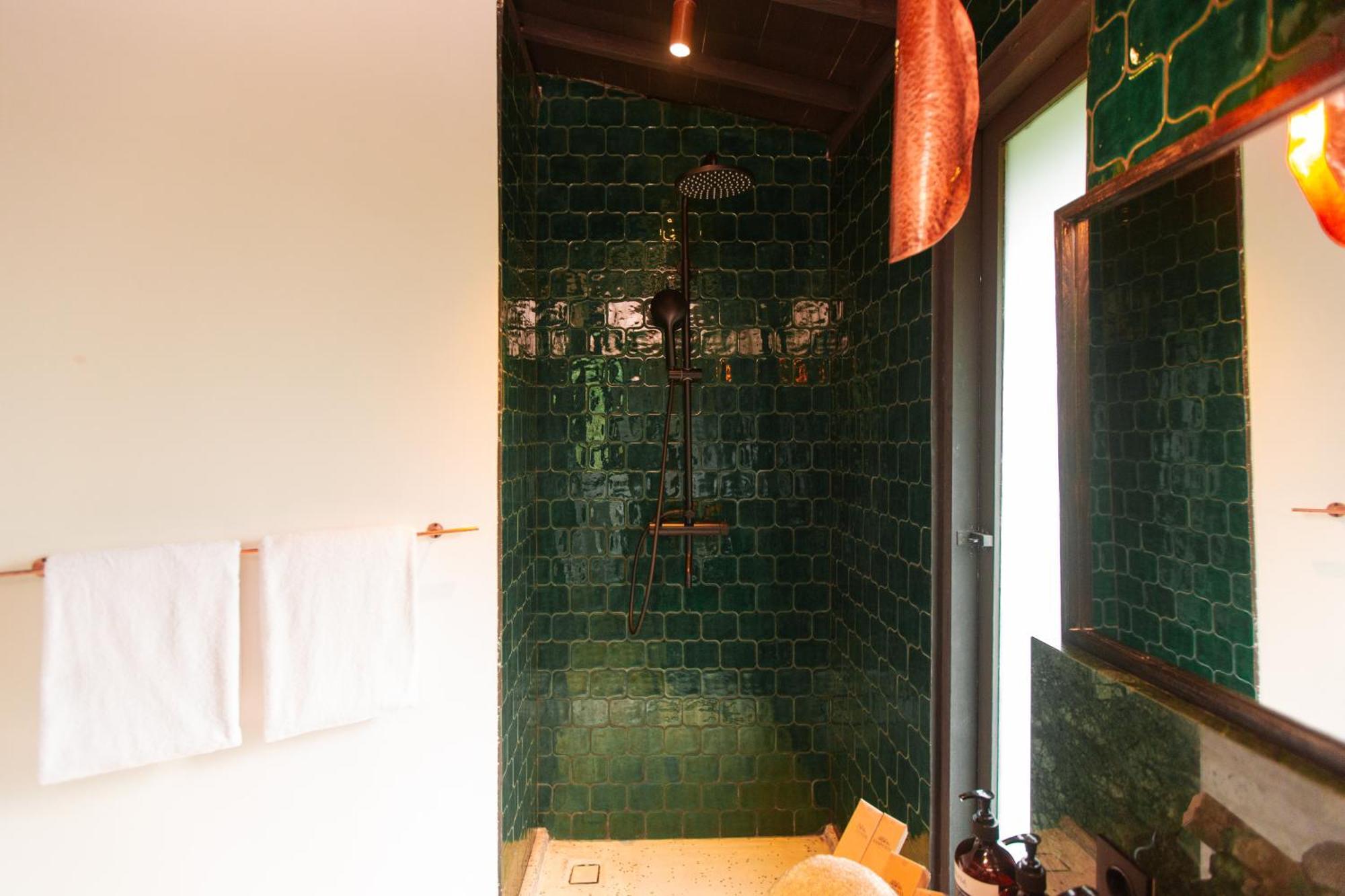 Oshom Bali 5* Tanah Lot (Bali)