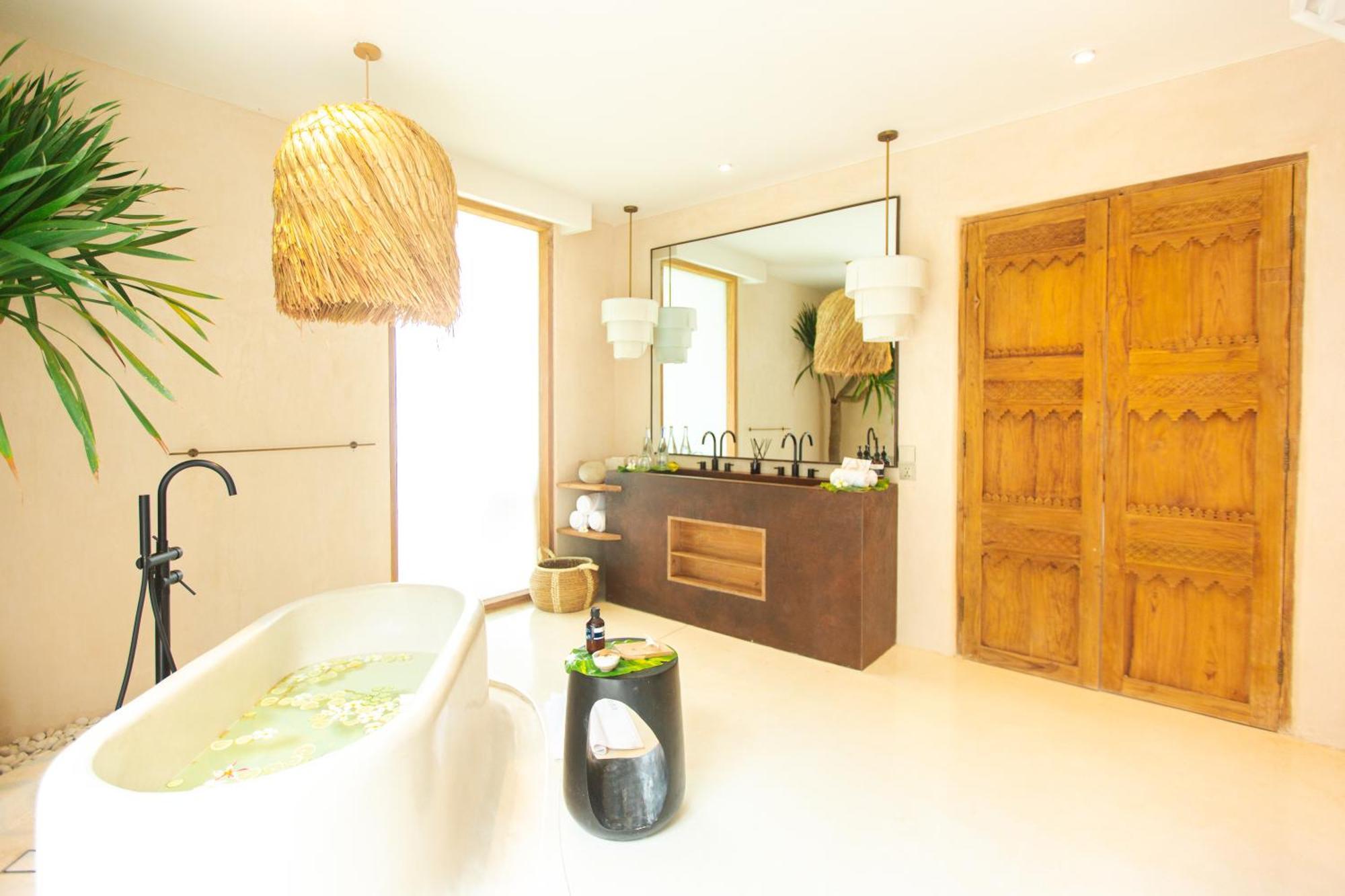 Hotel Oshom Bali