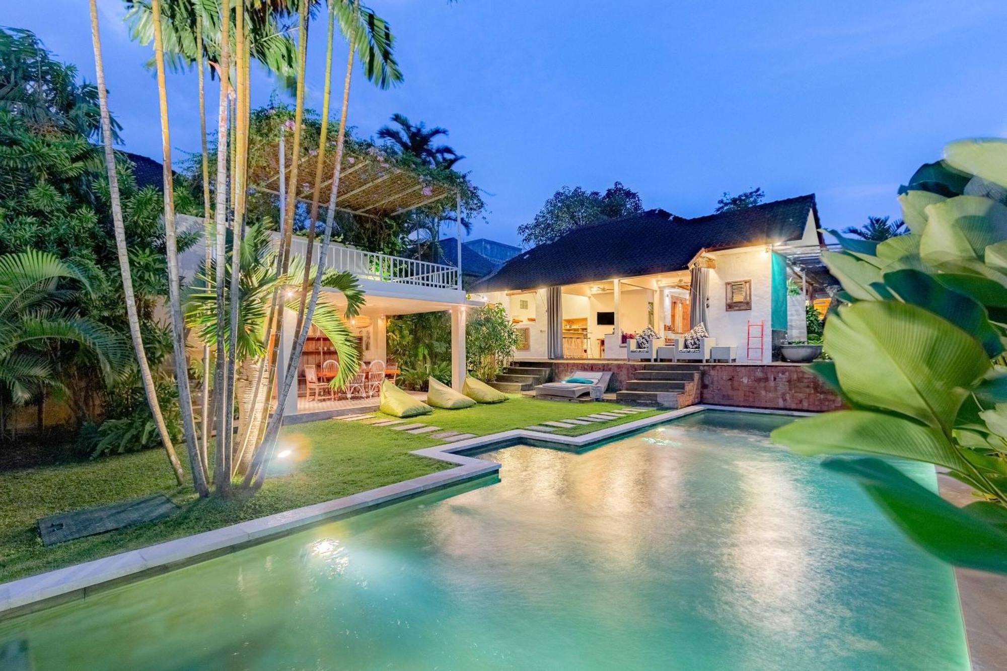Villa Bumi - Playful & Quirky 3br Near Seminyak, A Unique Getaway *