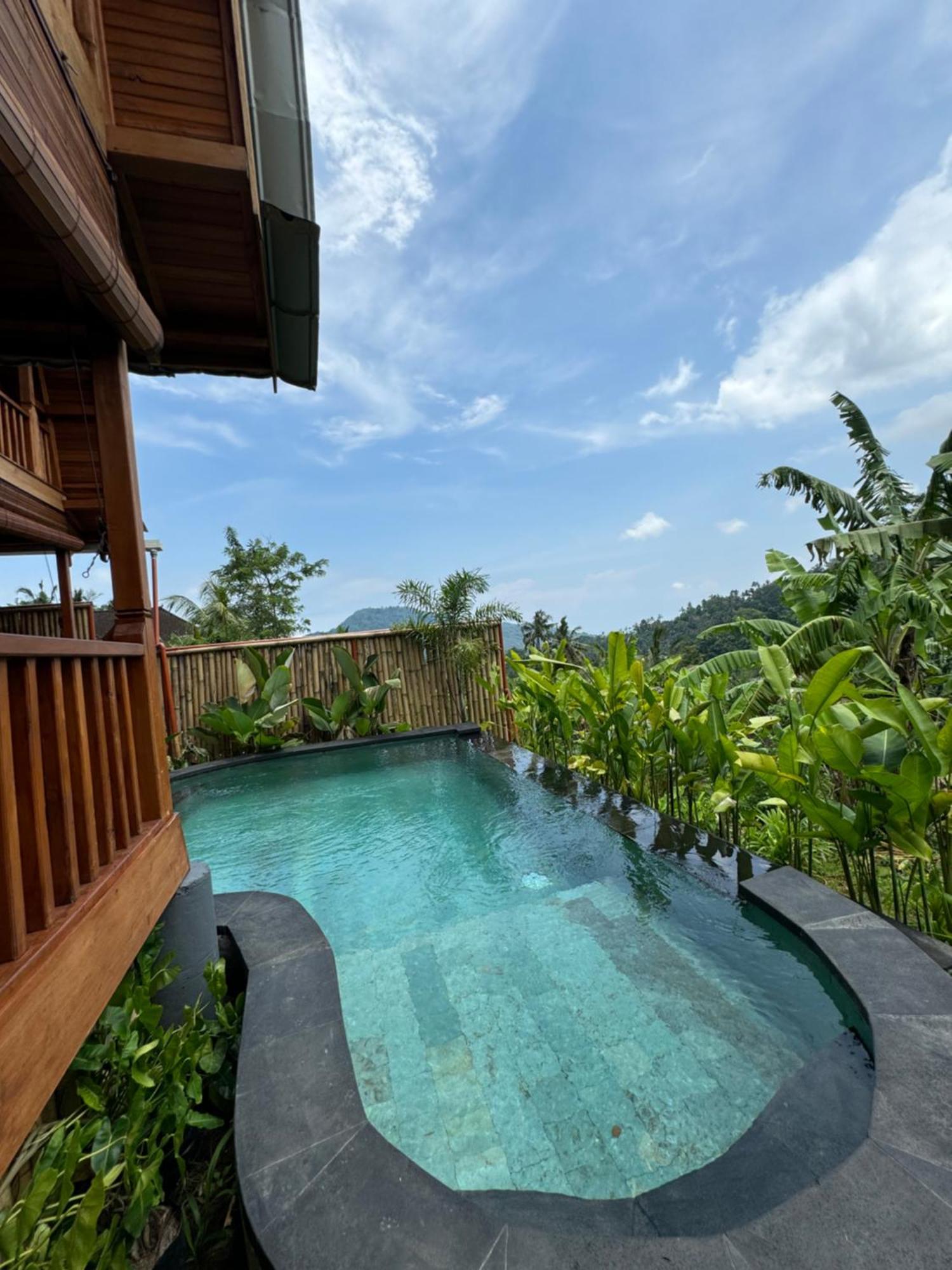 Lumbung Kembar Lodge