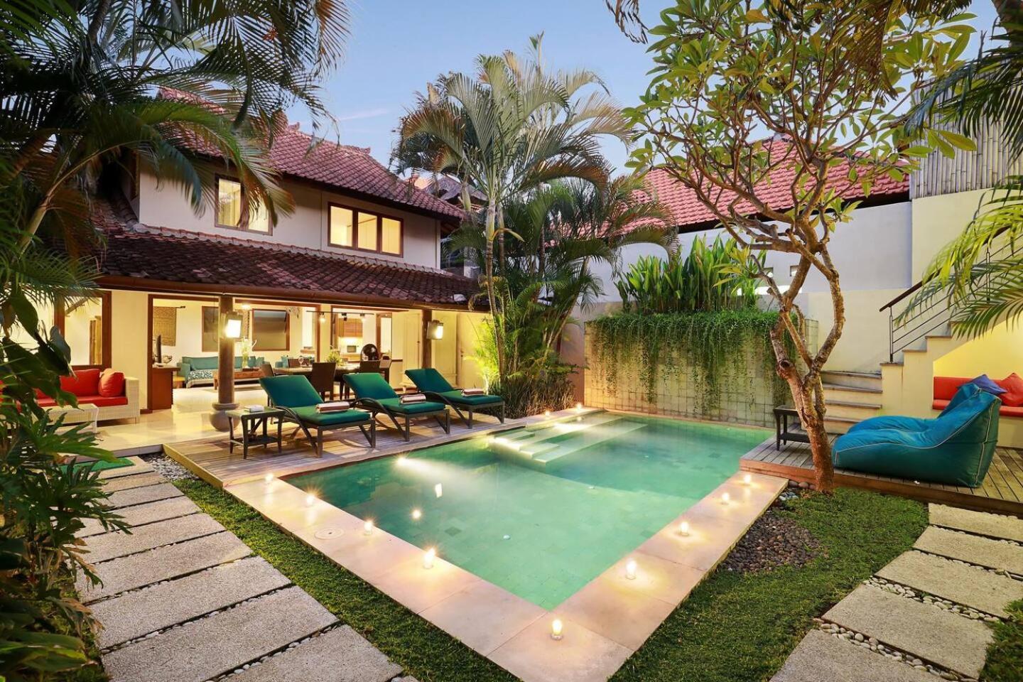 Super Value 4 Bedroom, Walk To Bintang Supermarket Seminyak (Bali)