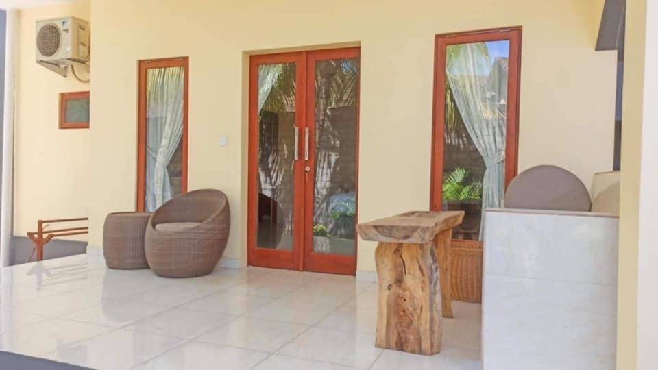 Tasik Dumun And Waroeng Homestay Amed (Bali)