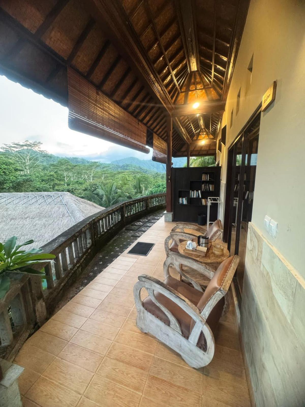 Guest house Uma Agung 3*