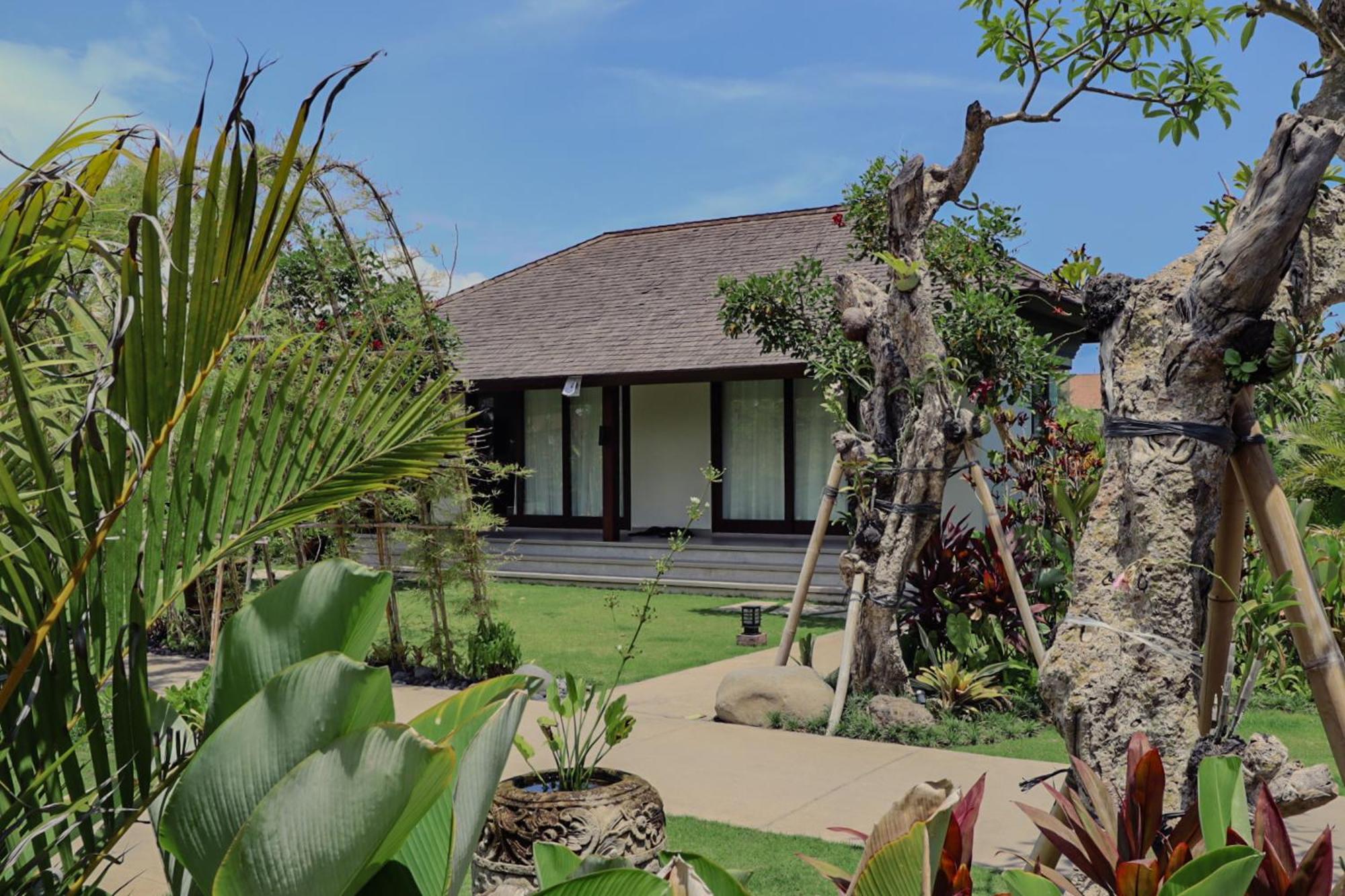 Resor K Ko Surf Village At Keramas *