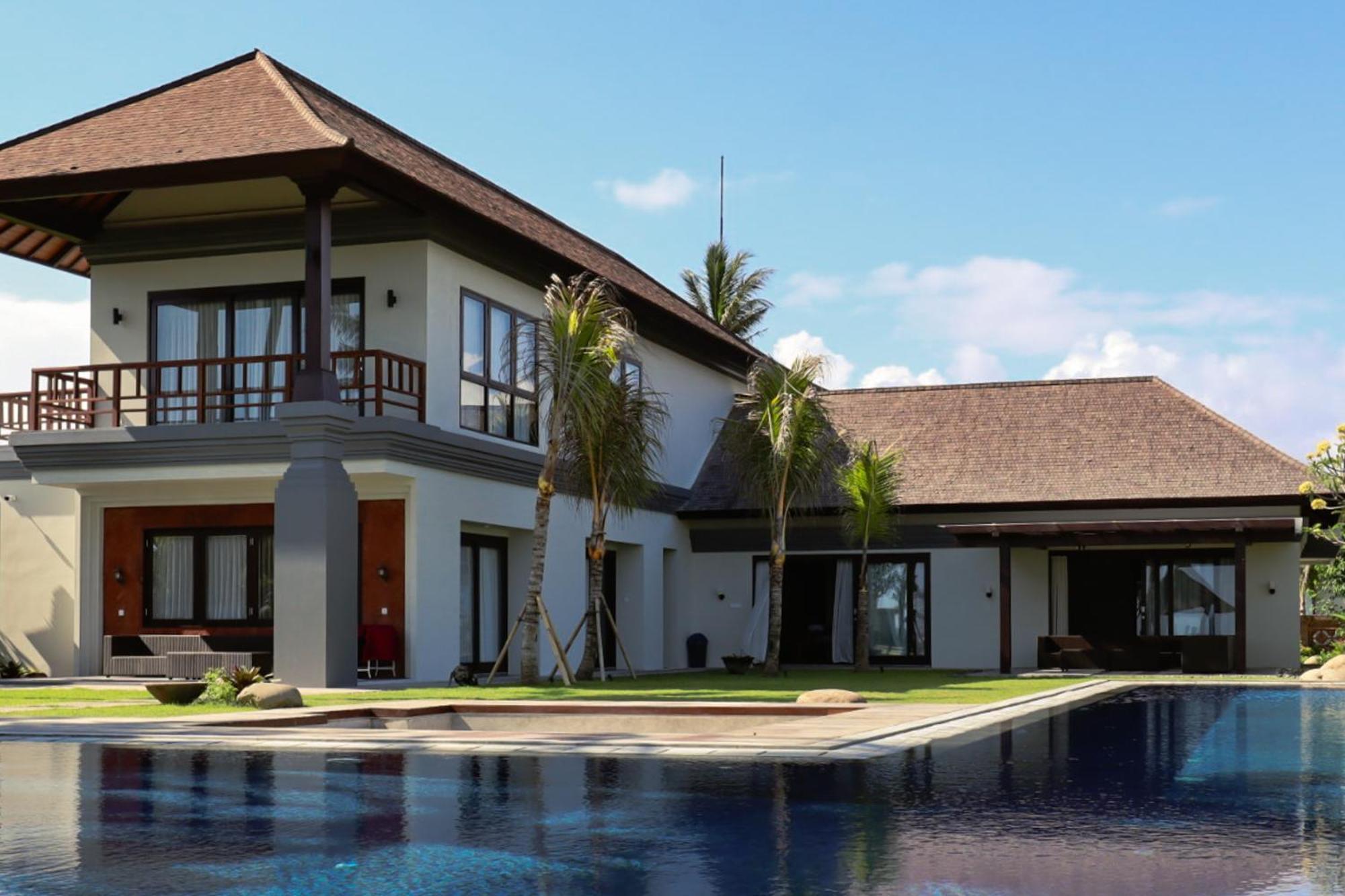 Resor K Ko Surf Village At Keramas Lebih