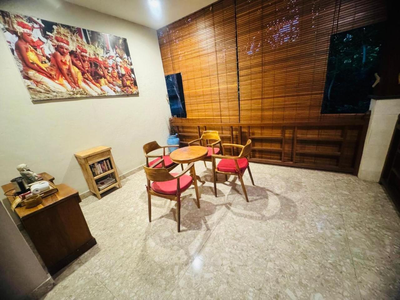 Uma Agung Guest house 3*