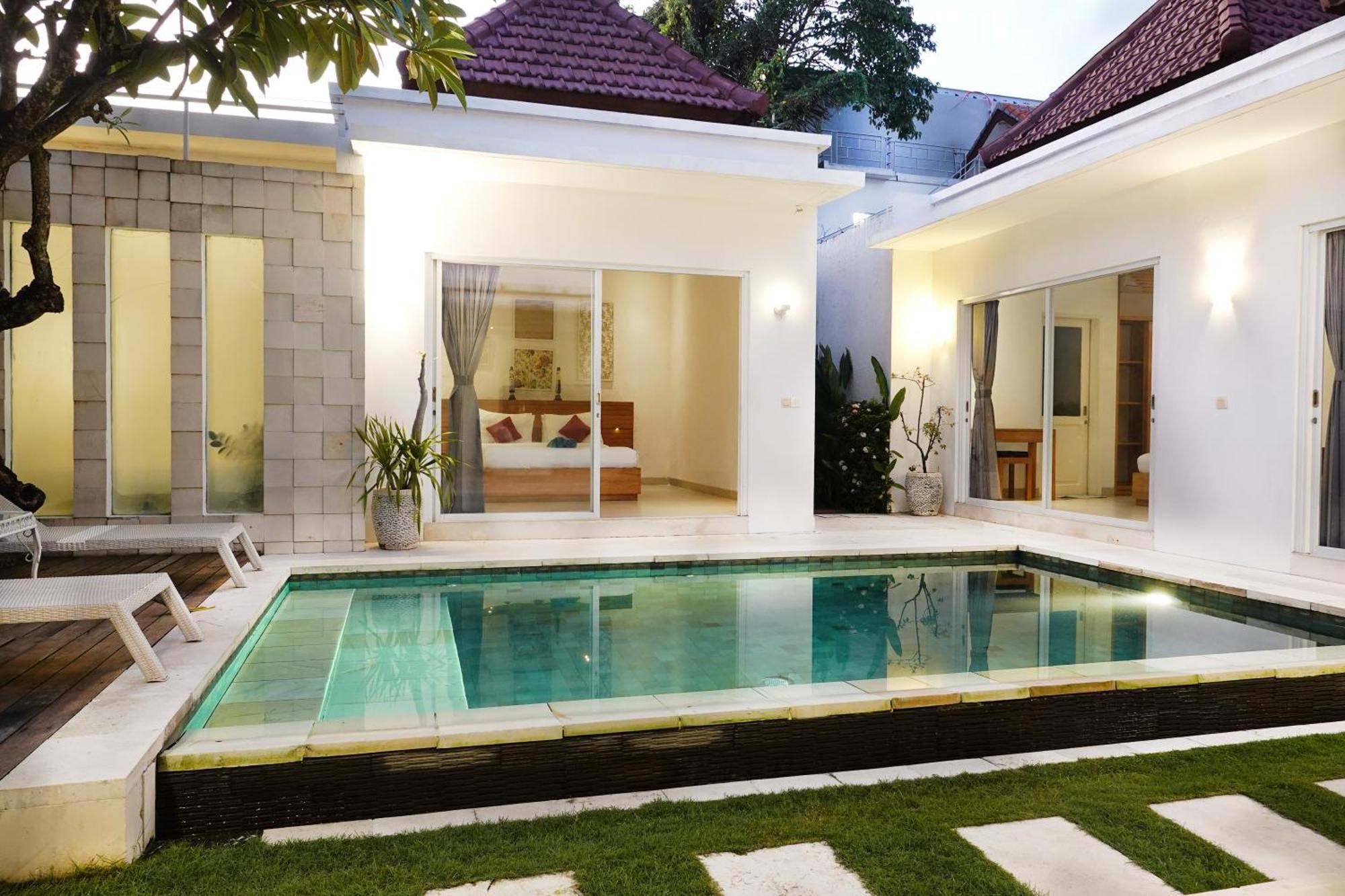 Leda Villa *