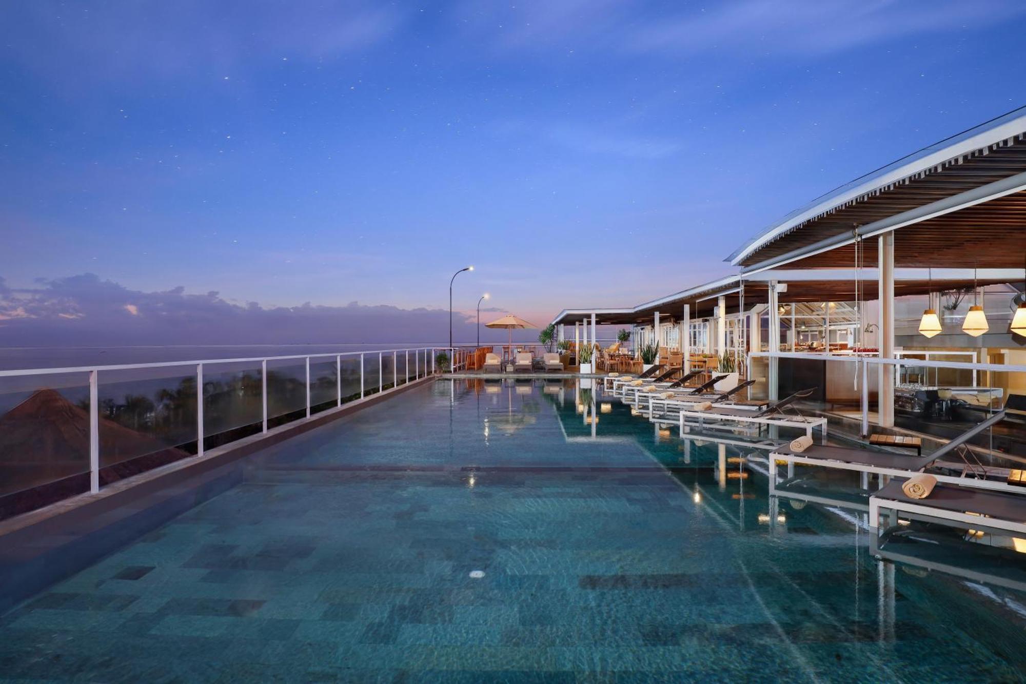 Aston Canggu 4*