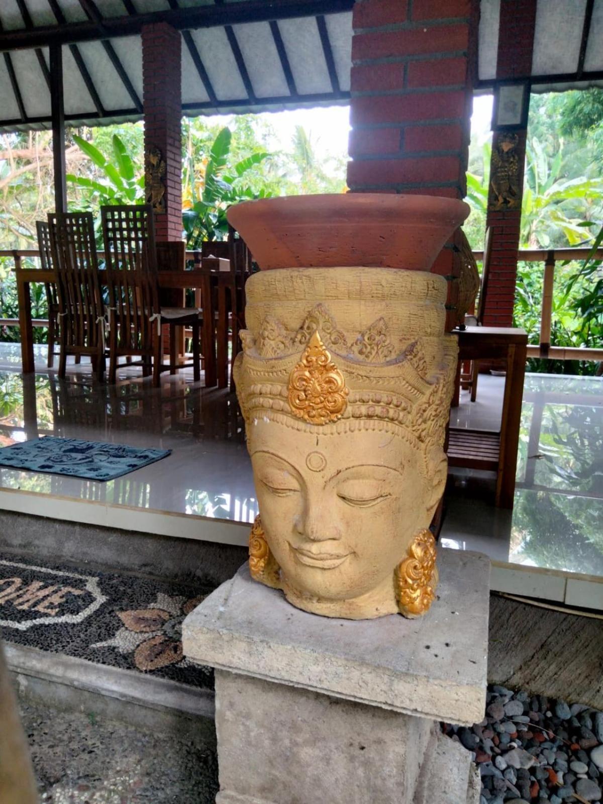 Villa Aditya *