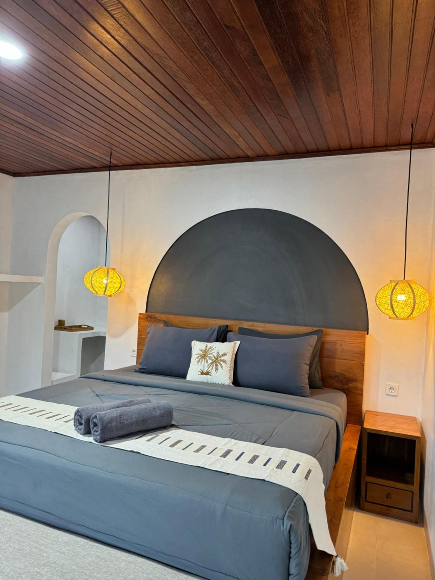 Bali Astetic And Hot Spring Bed & Breakfast Kintamani (Bali)