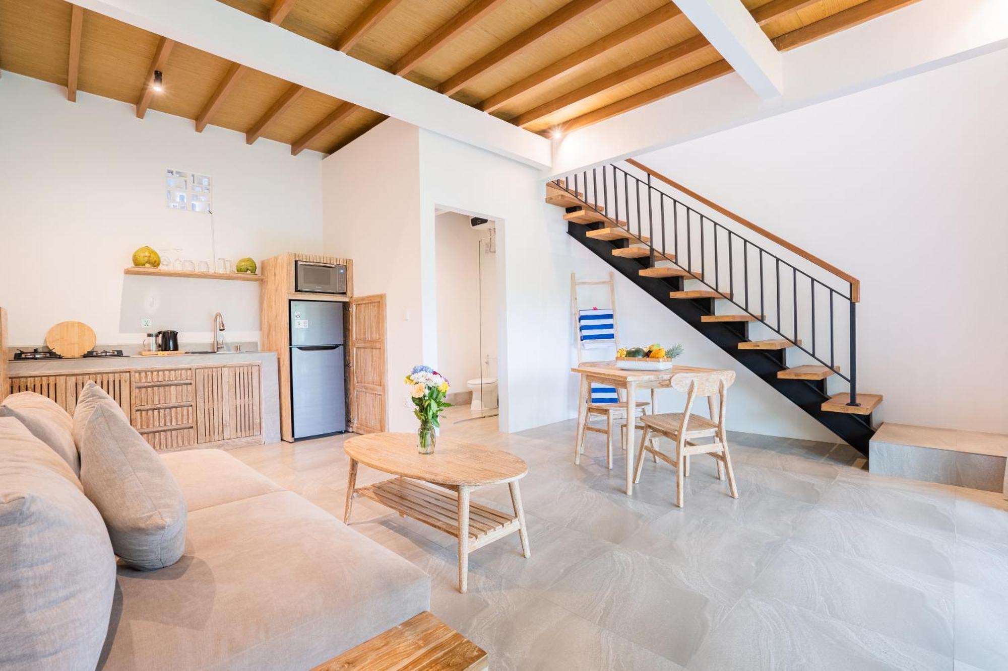 Loft Baan Sea Nok *