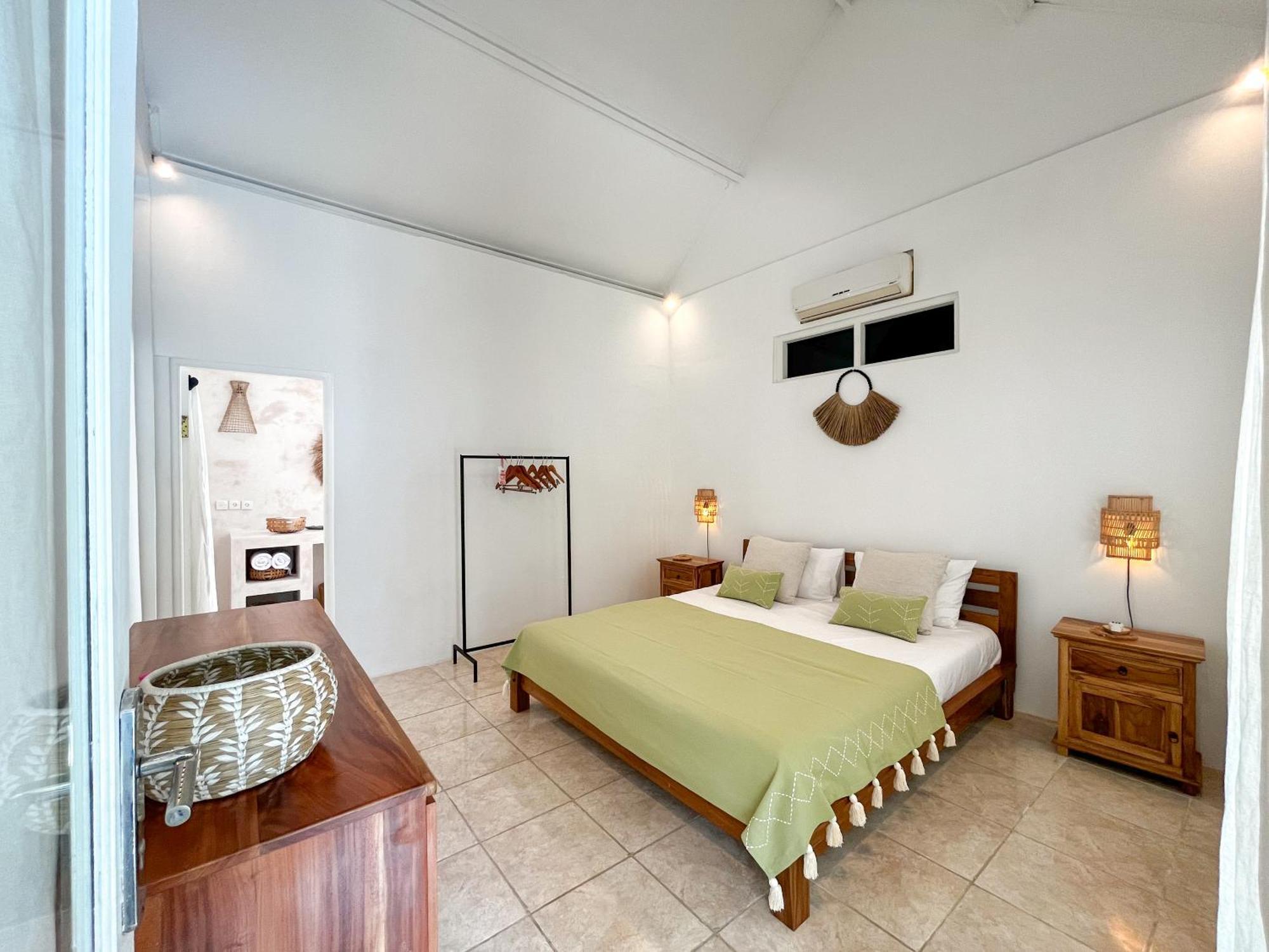 Villa Mimi - Cozy Private 2br In Mertanadi With Private Pool