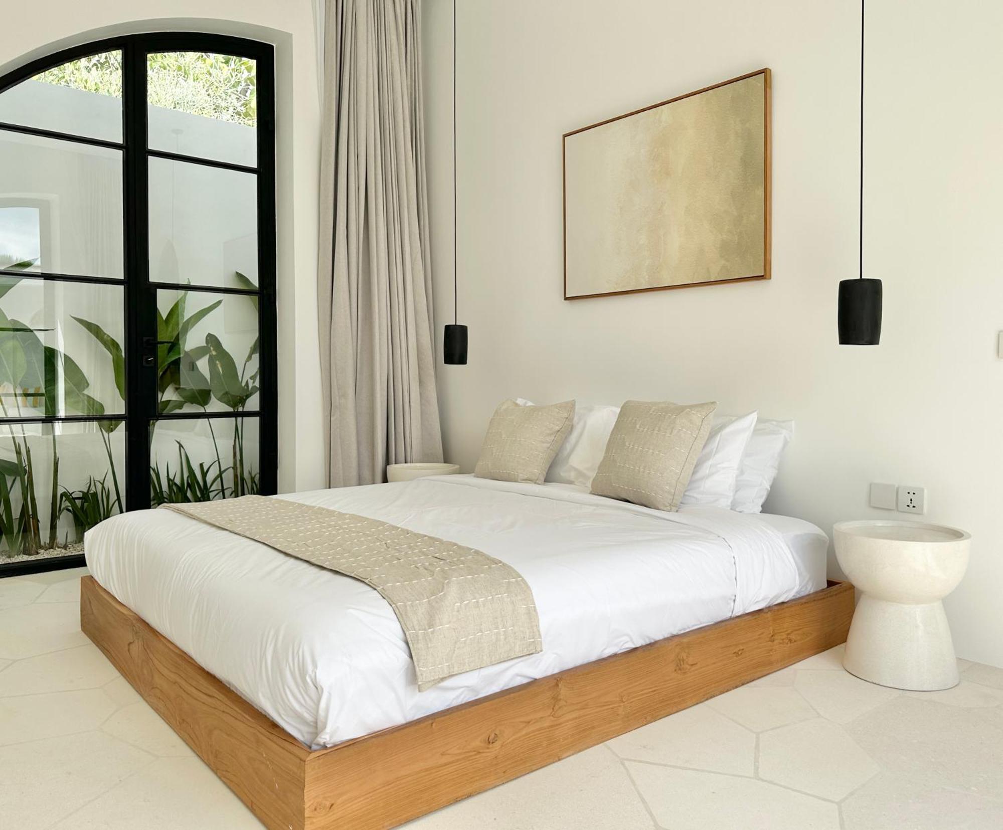 Villa Melrose X The Young Uluwatu (Bali)