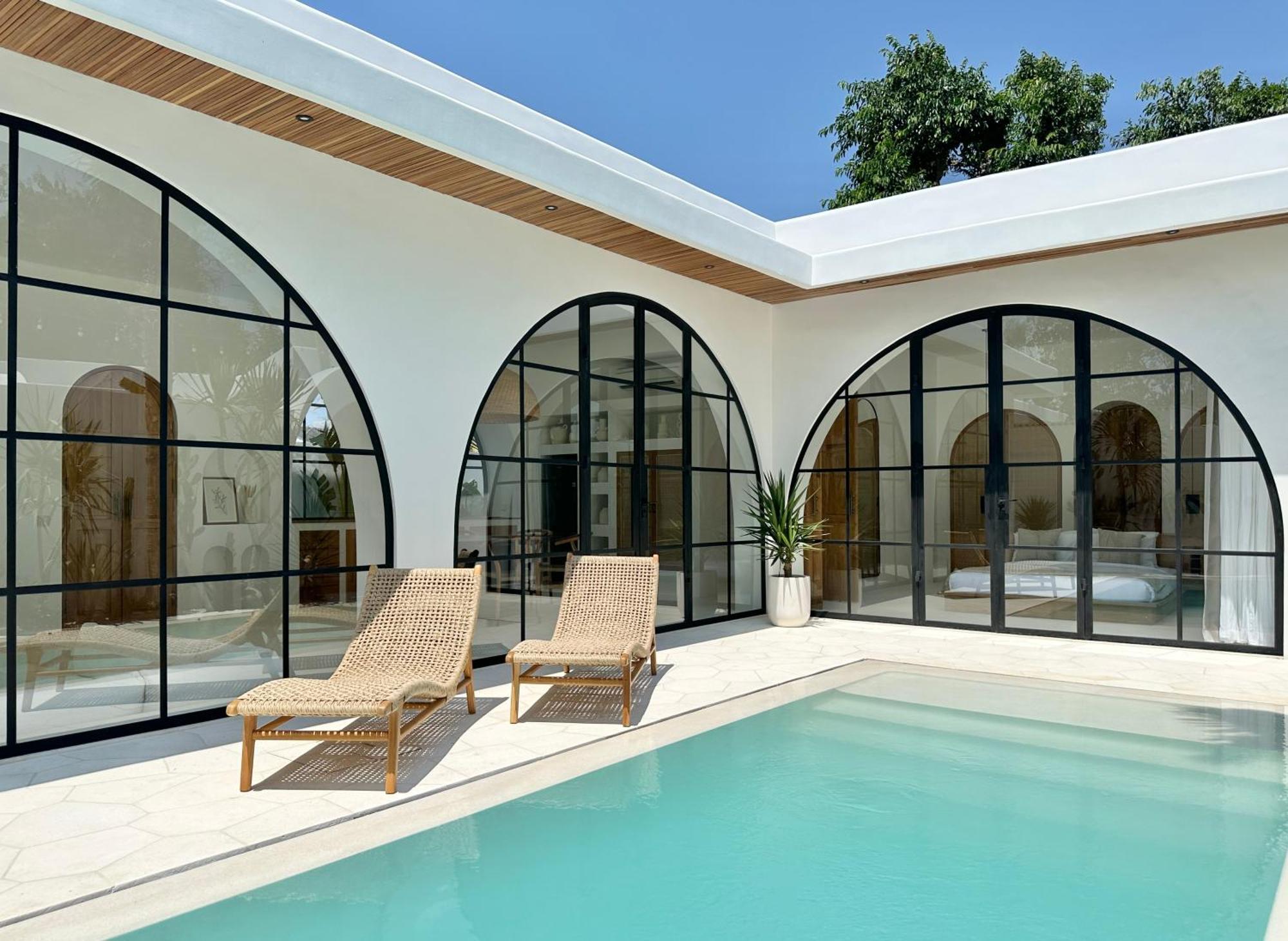 Villa Melrose X The Young Uluwatu (Bali)