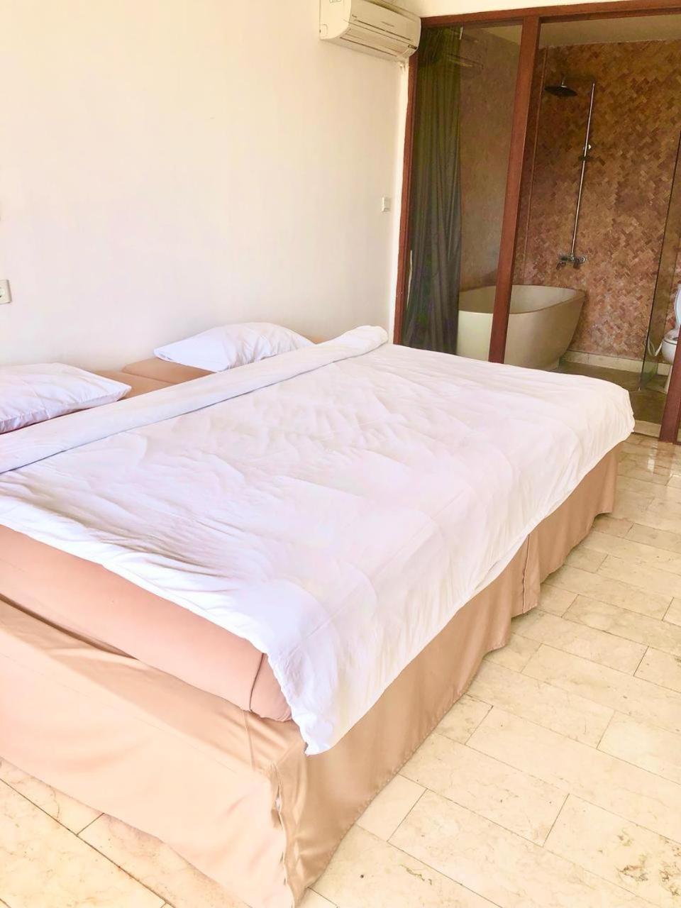 Hotel Lotus 8 Canggu (Bali)