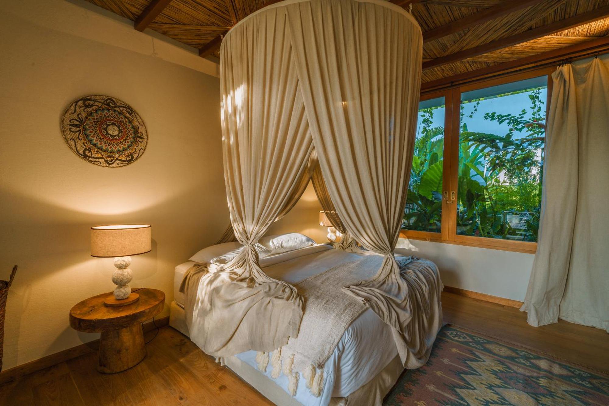 Kauh - Luxury Tropical 5br Close To Pererenan * Canggu (Bali)