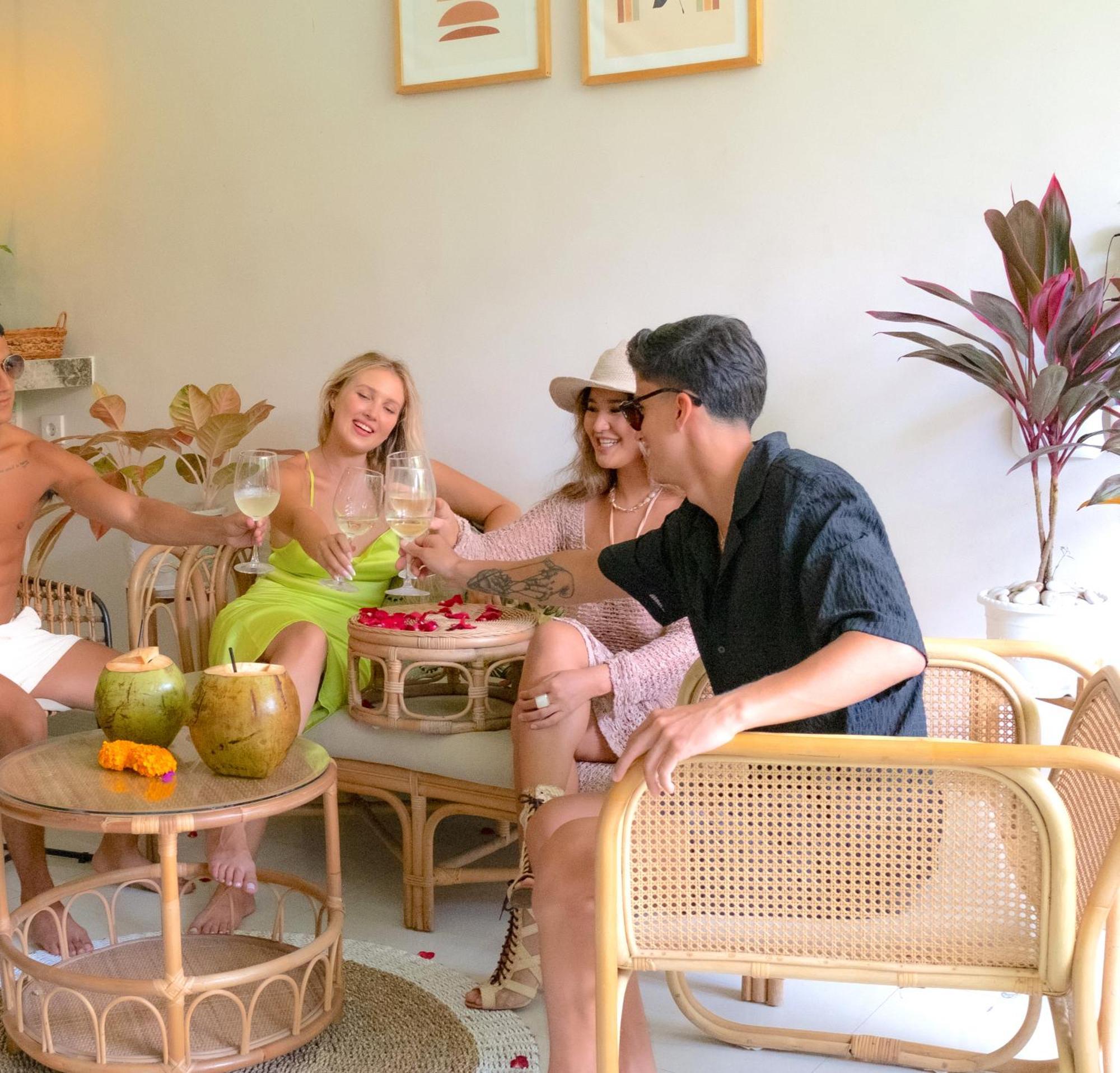 Mozon Garden - A Tropical Paradise By The
