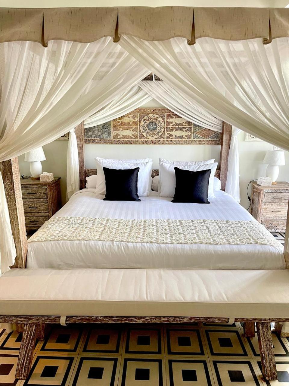 Resort Dhauteya Ambat