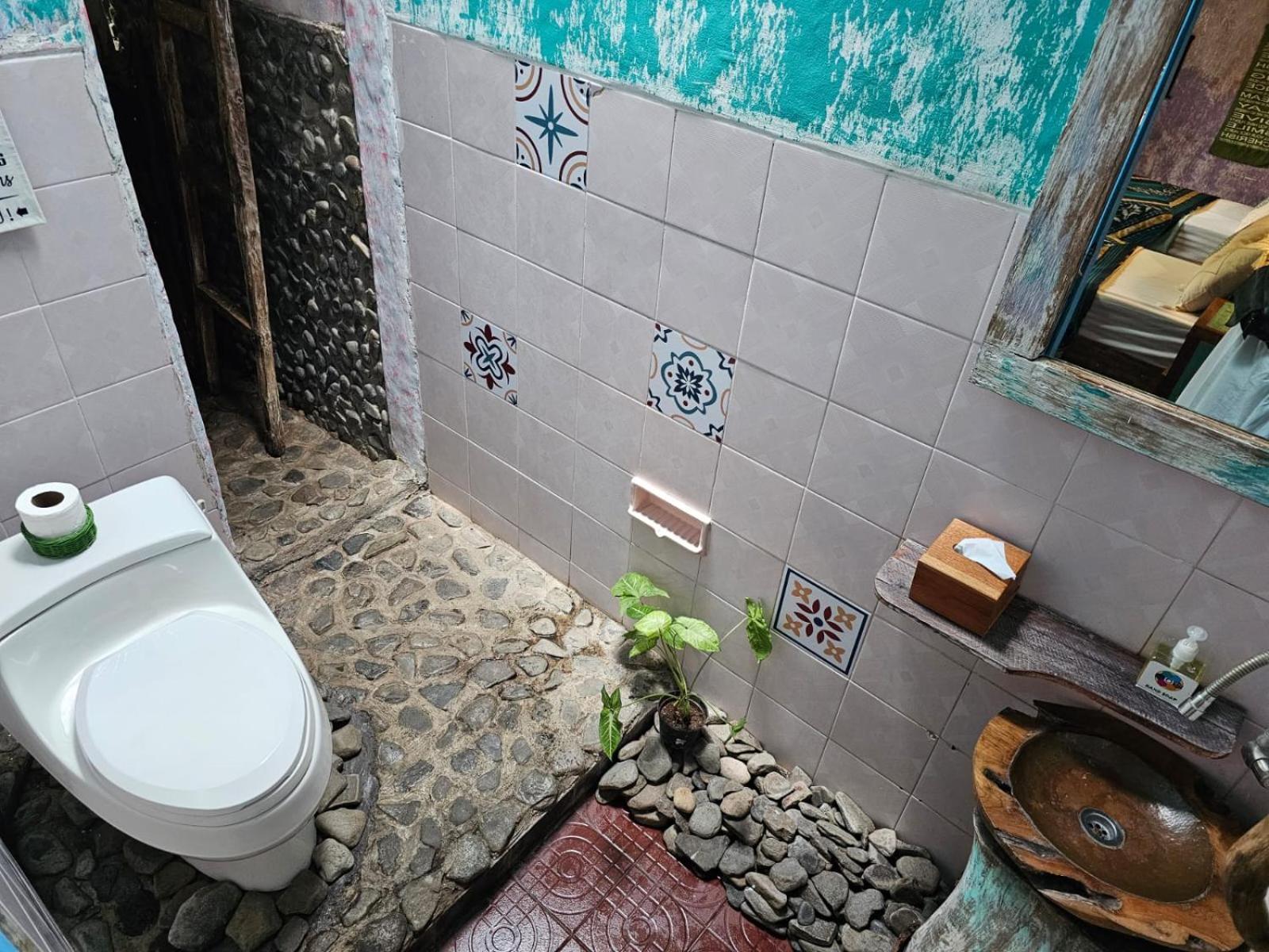 Loca Hostel