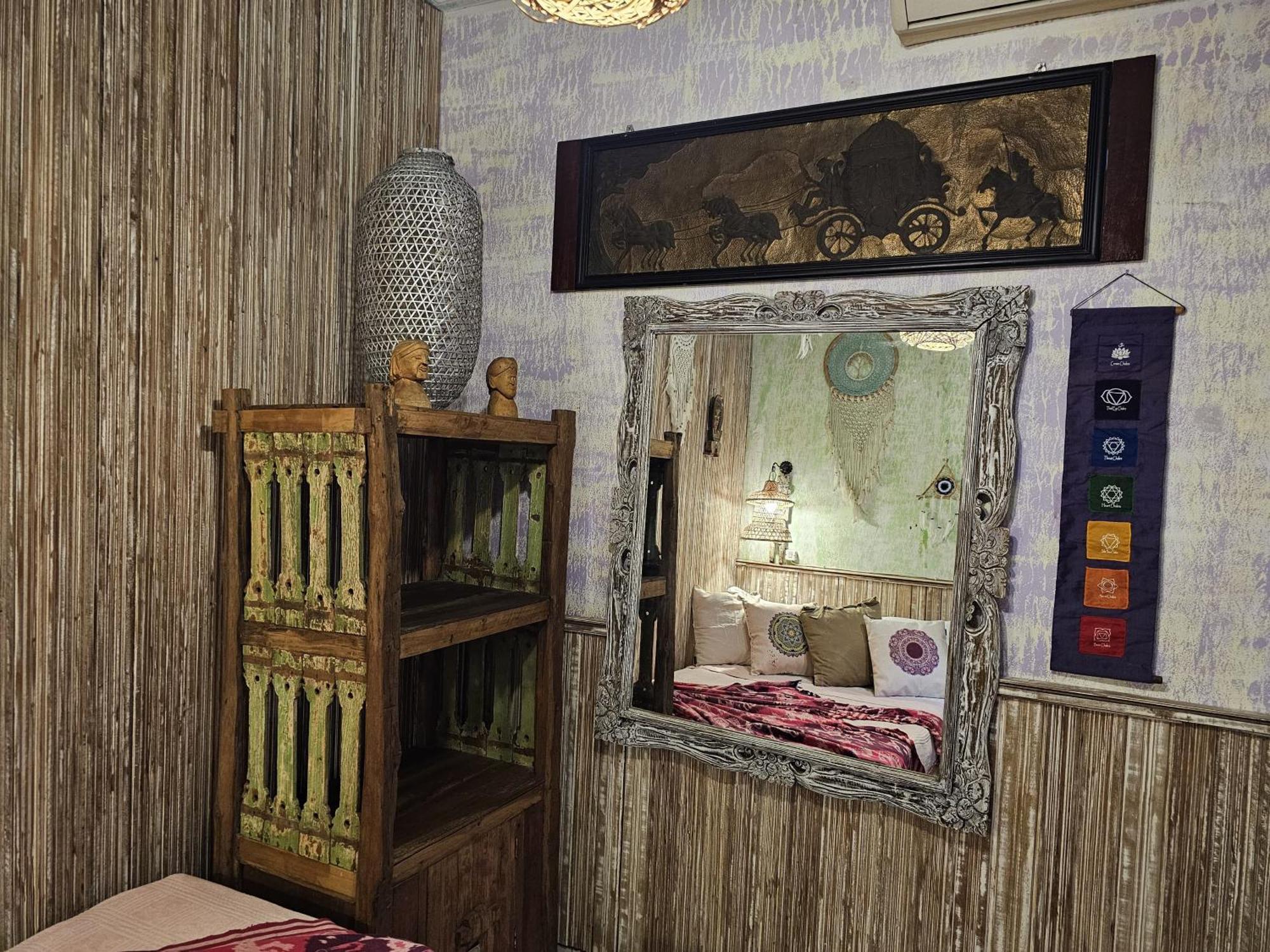 Loca Hostel