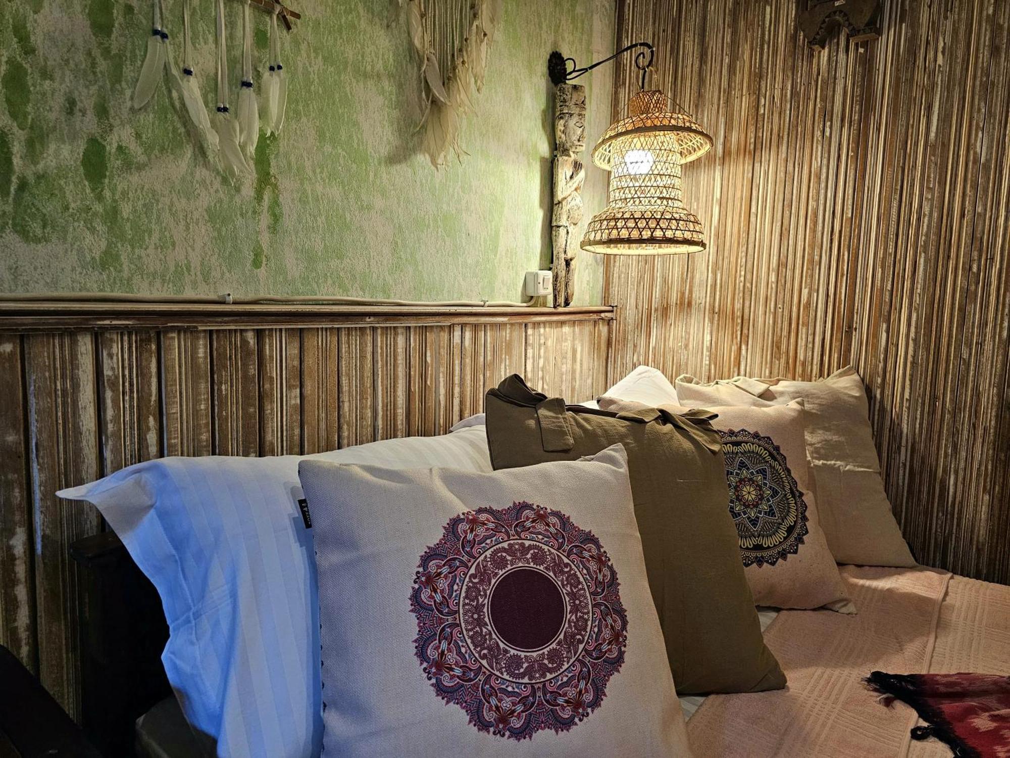 Loca Hostel *