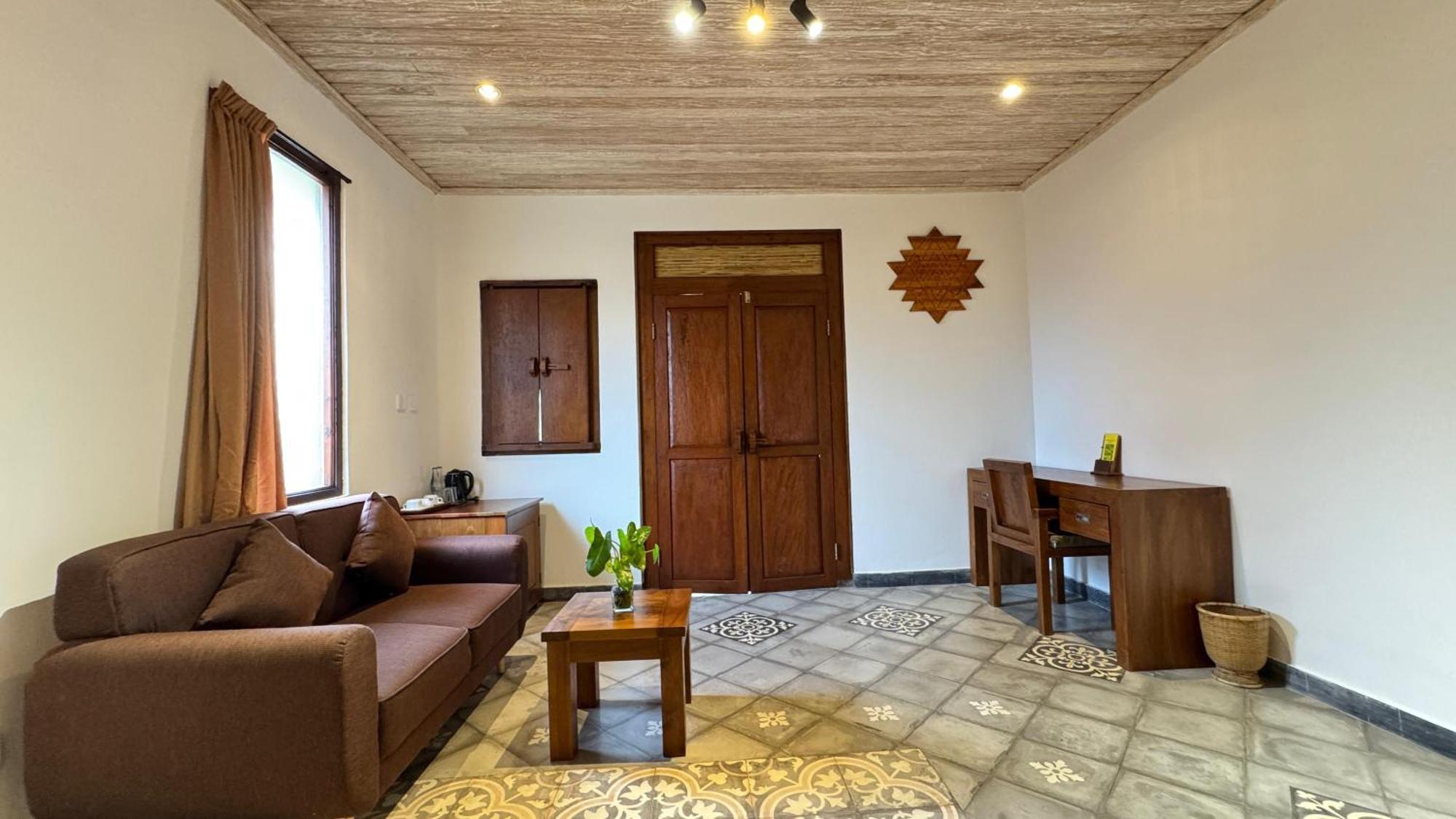 Guest house Karma Loka