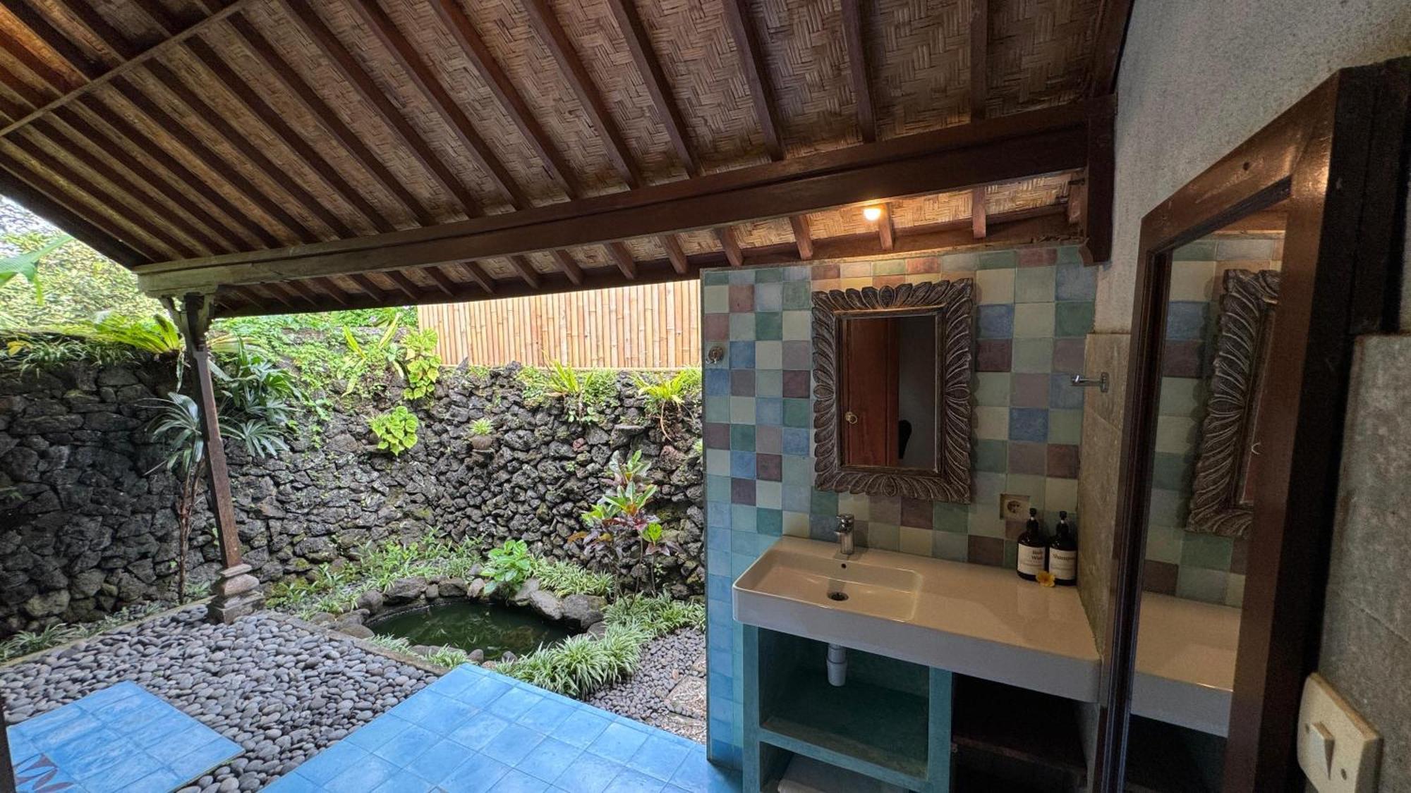 Karma Loka 4* Sidemen (Bali)
