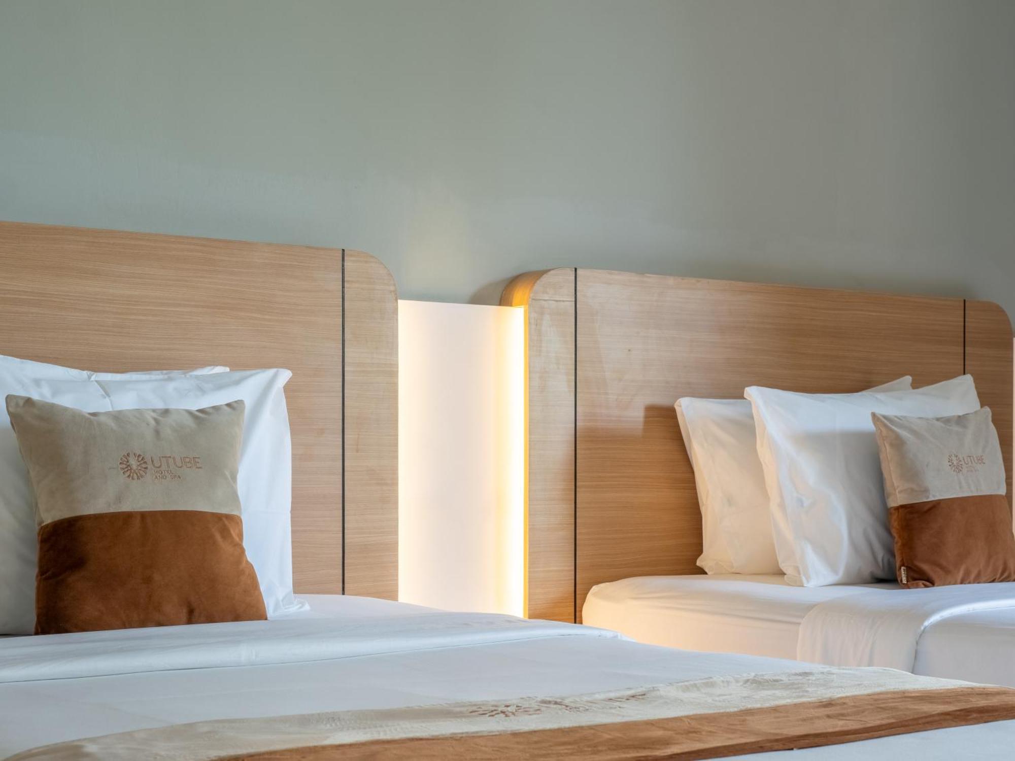 Hotel U Tube 3*
