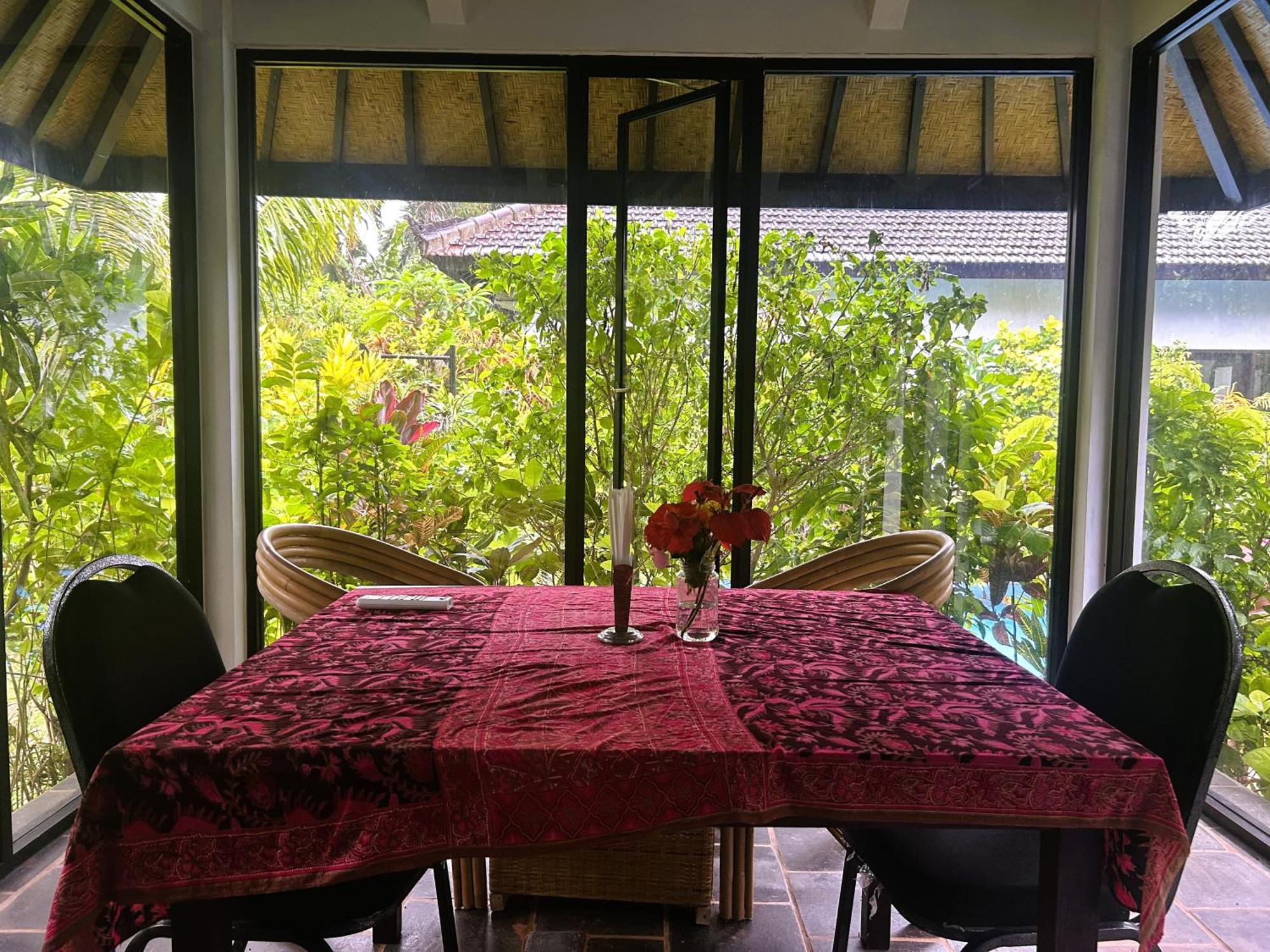 Guest house Ambary - With Workspaces, Ideal For Groups *