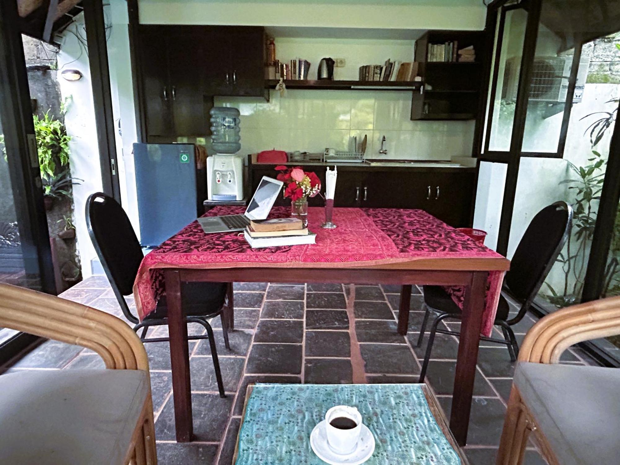 Ambary - With Workspaces, Ideal For Groups Guest house *