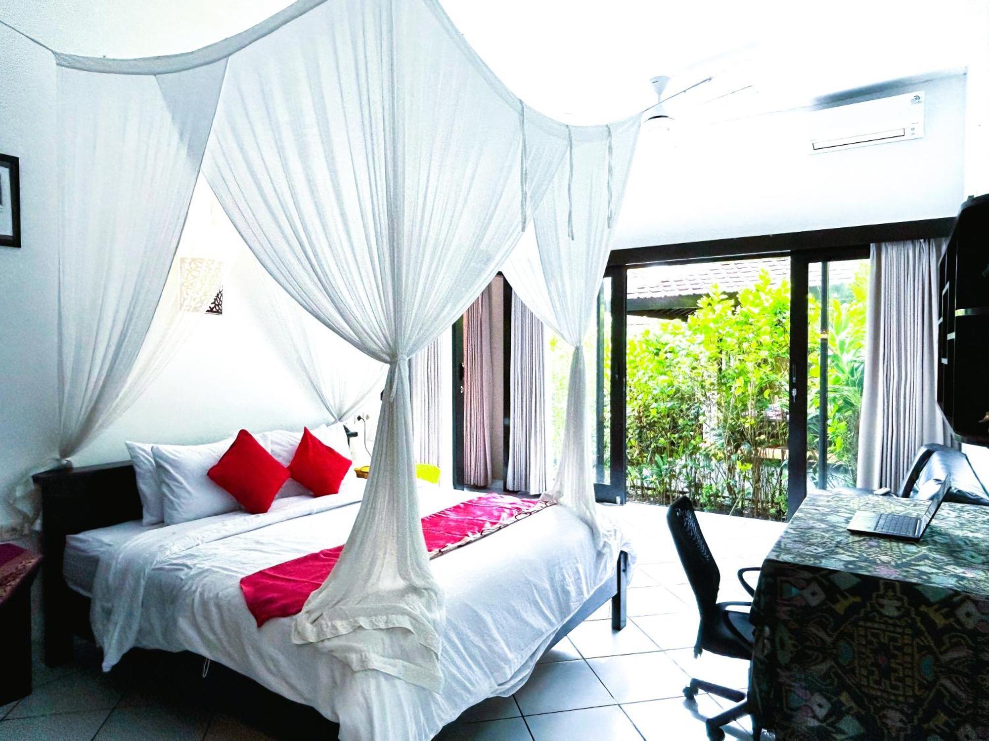 Guest house Ambary - With Workspaces, Ideal For Groups