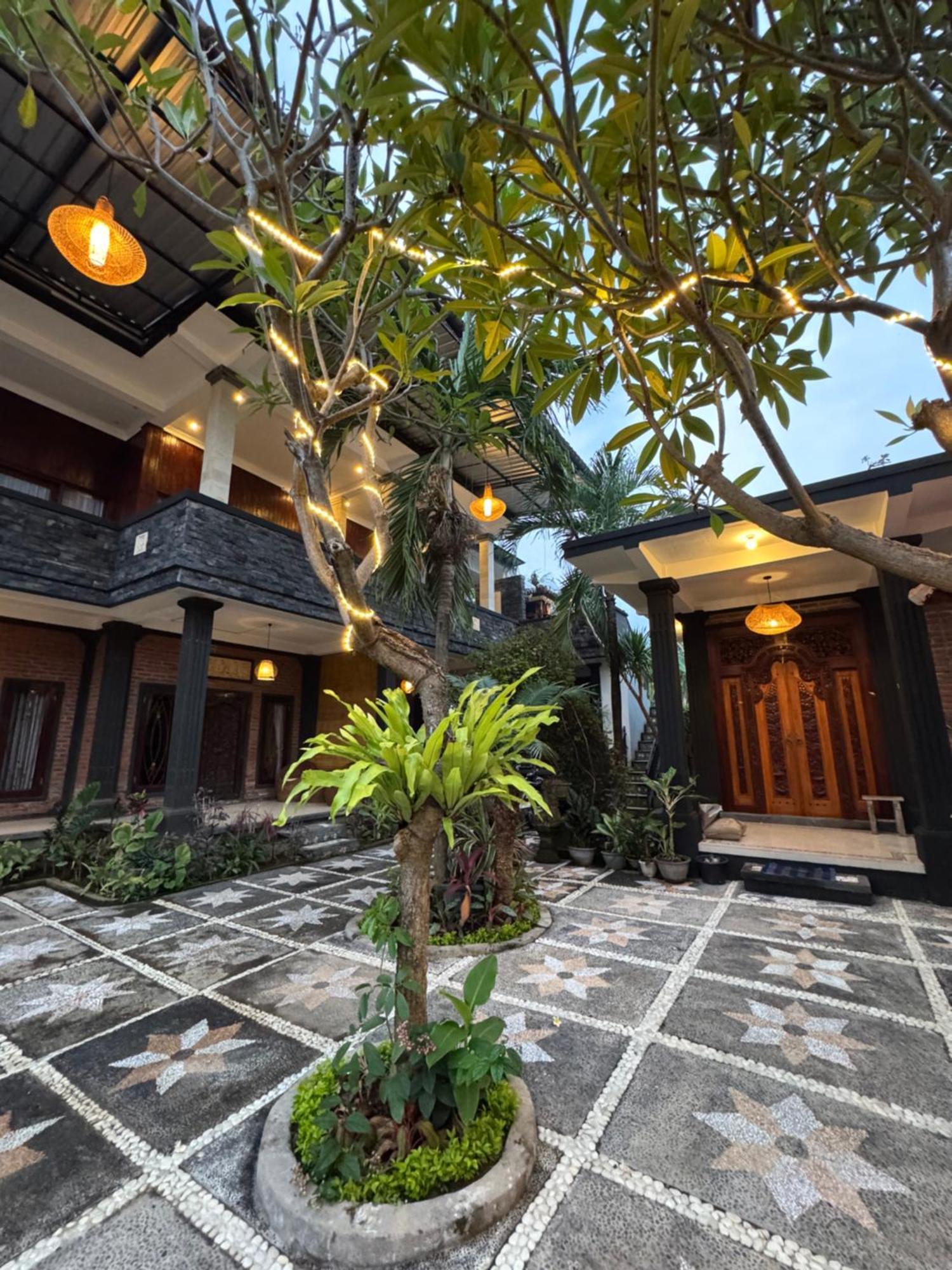 Murni's House Guest house *